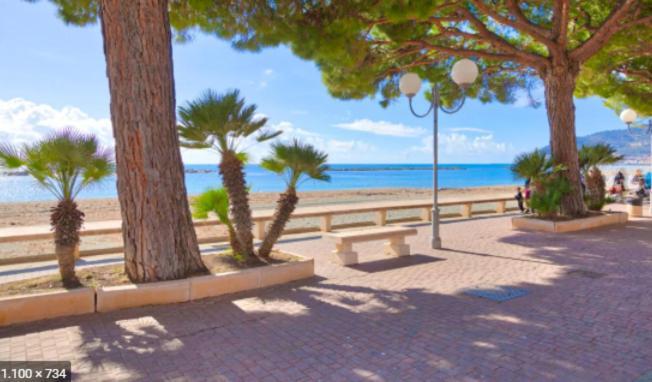 Condominio Ariazzurra S. Bart. San Bartolomeo Al Mare Exteriér fotografie
