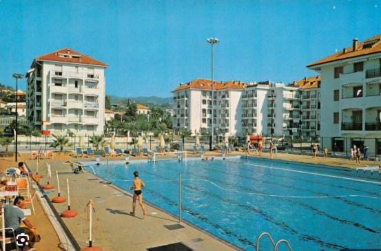 Condominio Ariazzurra S. Bart. San Bartolomeo Al Mare Exteriér fotografie
