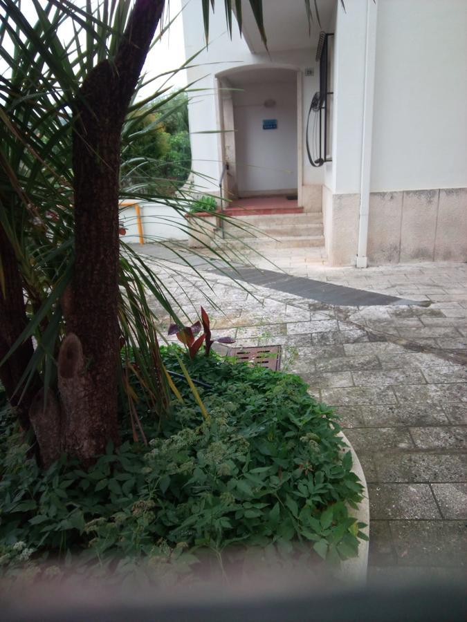 Condominio Ariazzurra S. Bart. San Bartolomeo Al Mare Exteriér fotografie